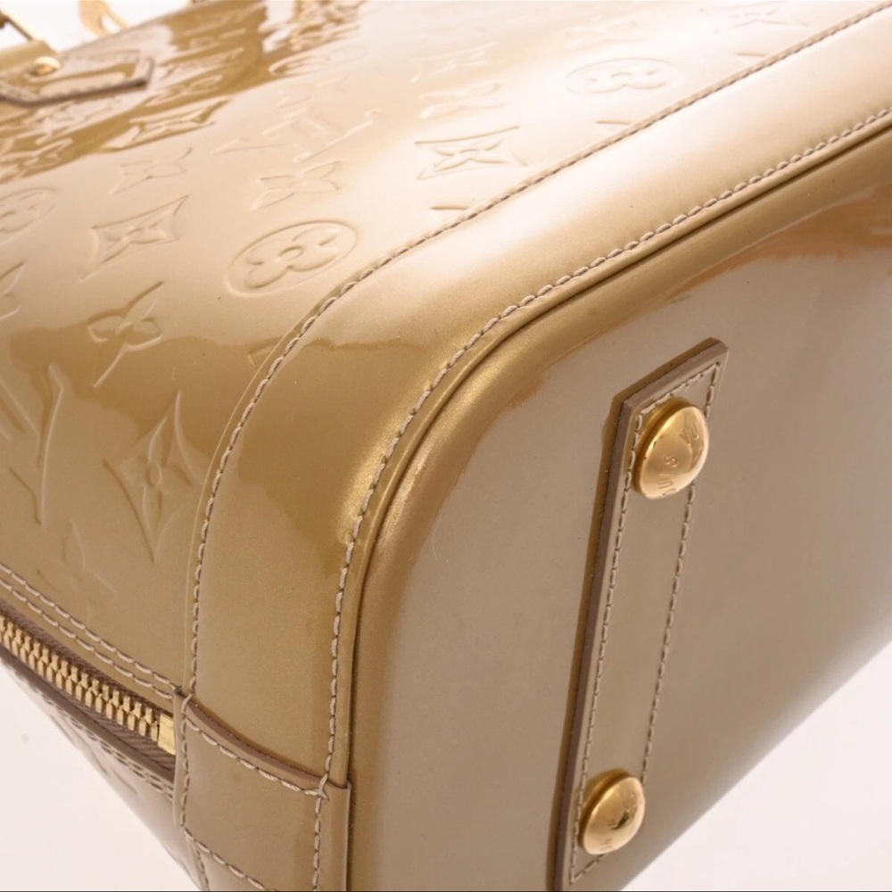 Louis Vuitton Glossy Gold Monogram Satchel PREOWNED. - Picture 7 of 10